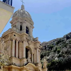 Casa vacanze Intown - Dammuso In Pieno Centro Storico, Scicli